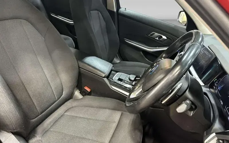 Used BMW 330e Impressive 292 HP (214 kW) 2022 Red Sedan