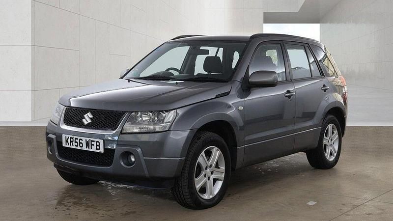 Used Suzuki Grand Vitara 140 HP (102 kW) 2007 Grey SUV