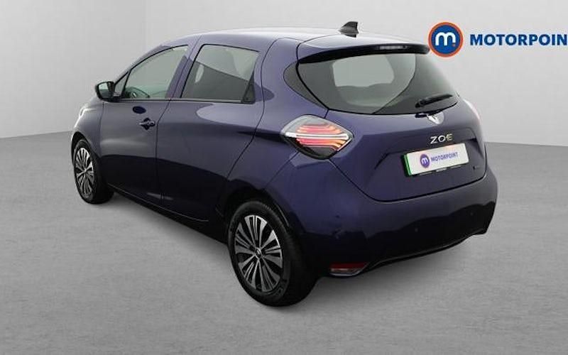 Used Renault Zoe Techno 100 kW (136 HP) 2024 Hatchback