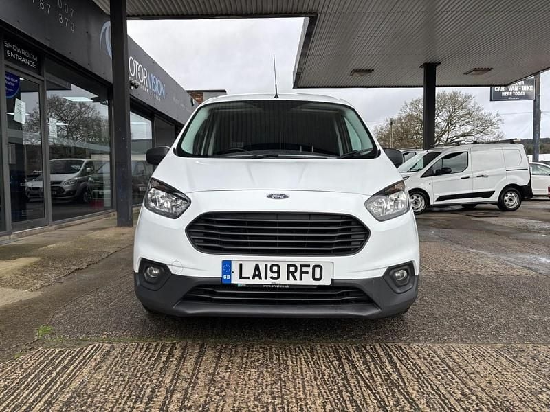 Used Ford Transit Trend 75 HP (55 kW) 2019 White Van