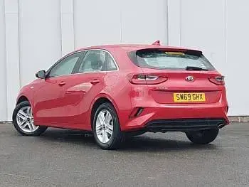 Used Kia Ceed 2019 Red Hatchback