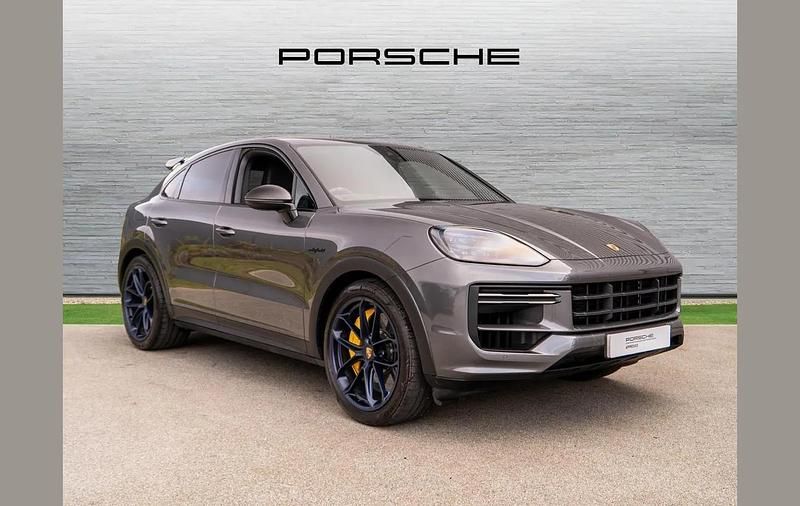 Used Porsche Cayenne Turbo E-Hybrid 729 HP (536 kW) 2024 Grey SUV