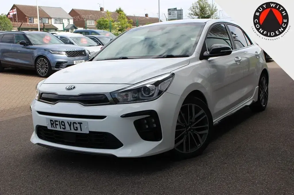 Used Kia Rio GT-Line S 118 HP (86 kW) 2019 White Hatchback