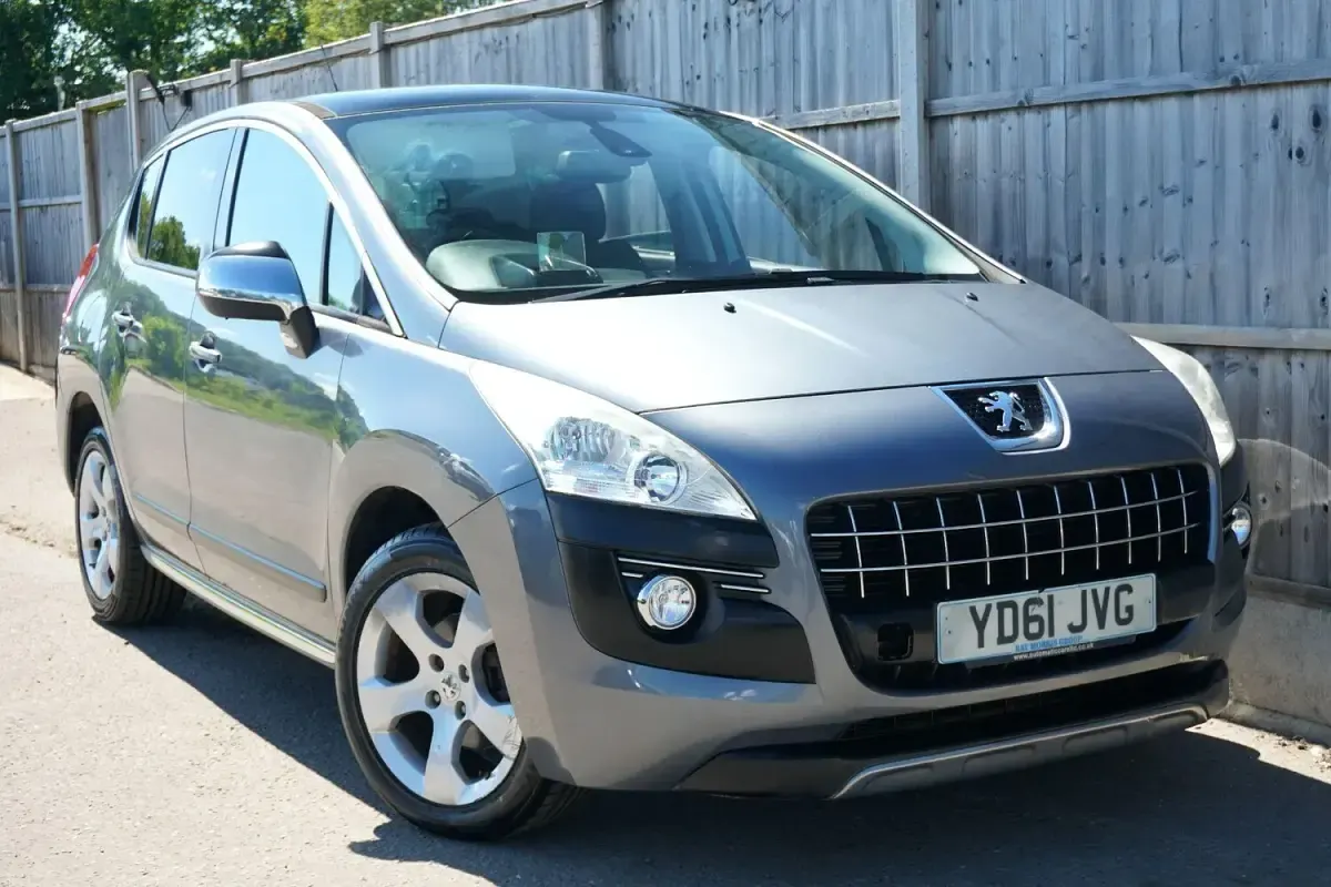 Used Peugeot 3008 112 HP (82 kW) 2011 Grey Estate