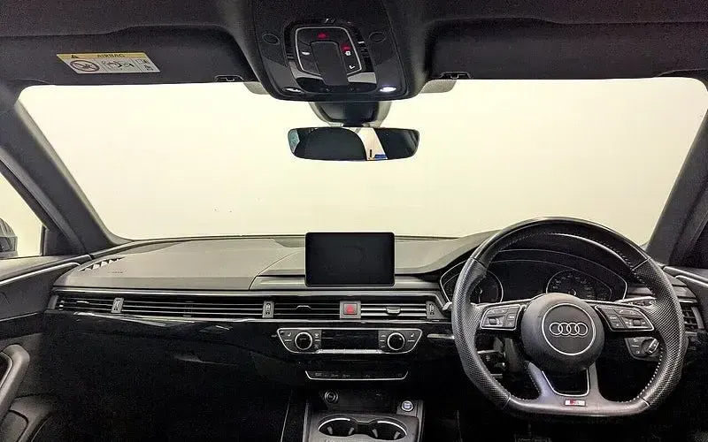 Used Audi A4 Black Edition 190 HP (139 kW) 2019 Black Estate