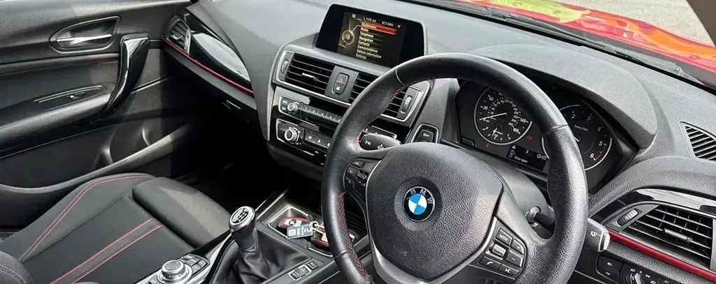 Used BMW 116 Sport Line 2016 Race red Hatchback