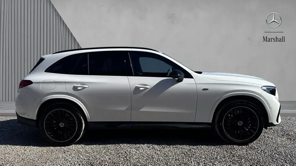 Used Mercedes GLC300e Urban 313 HP (230 kW) 2025 Polar white SUV