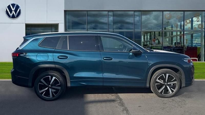 Used VW Tayron Match 204 HP (150 kW) 2025 Nightshade blue SUV