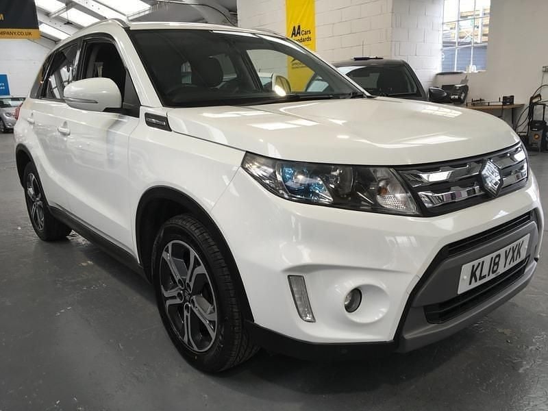 White Used 2018 Suzuki Grand Vitara SZ5 SUV | £10,490 (A bit pricey) - Image 1/4