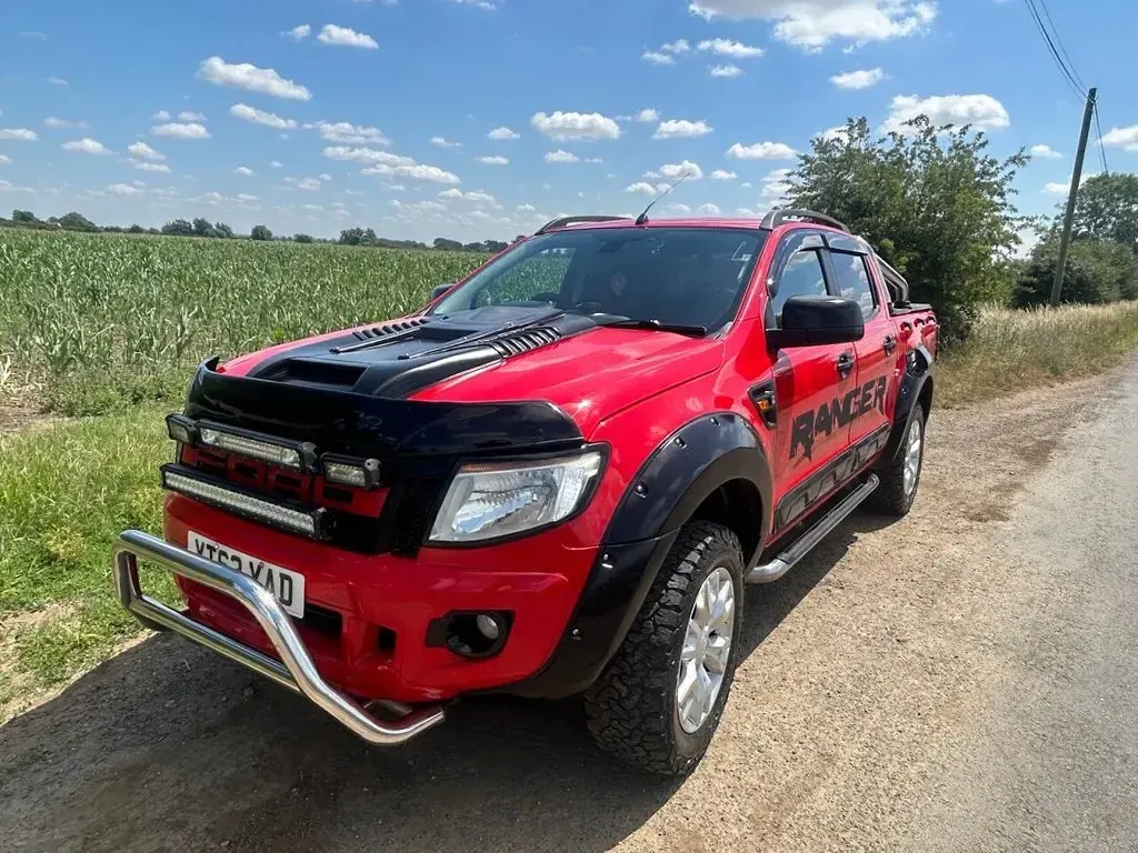 Used Ford Ranger XLT 150 HP (110 kW) 2013 Red Pickup