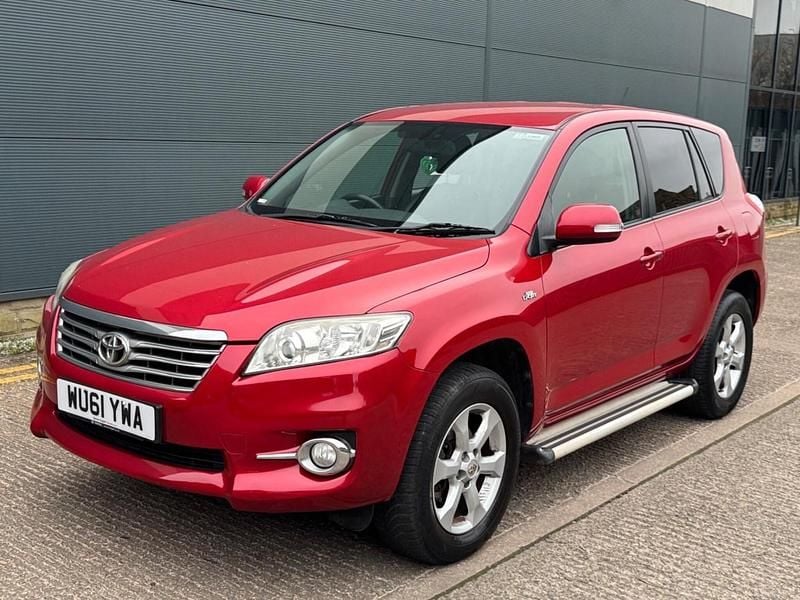 Used Toyota RAV4 2011 Red SUV