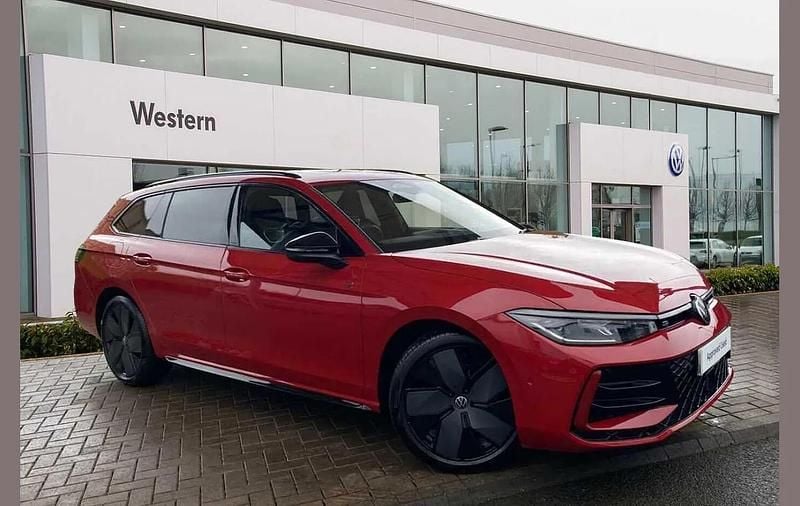 Used VW Passat R-line 147 HP (108 kW) 2025 Red Estate