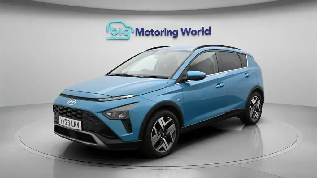 Used Hyundai Bayon Premium 100 HP (73 kW) 2023 Blue SUV