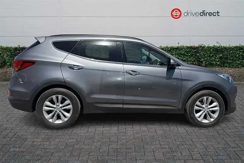 Used Hyundai Santa Fe Premium 200 HP (147 kW) 2017 Silver SUV