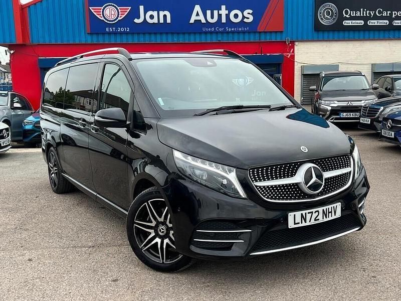 Used Mercedes V220 AMG line 163 HP (119 kW) 2022 Black MPV