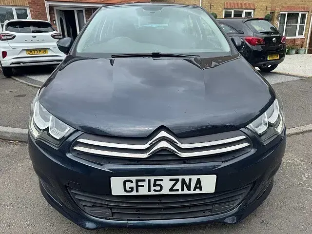 Used Citroën C4 Feel 100 HP (73 kW) 2015 Blue Hatchback