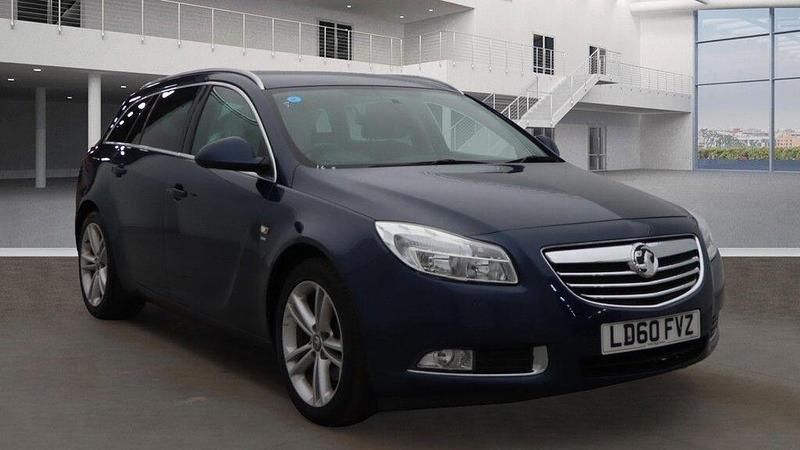 Blue Used 2010 Vauxhall Insignia SRi Estate | £5,000 (Fair price) - Image 1/4