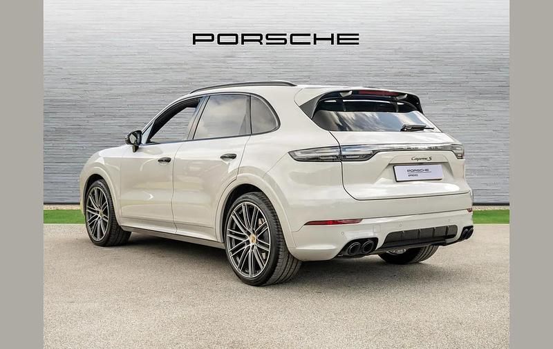 Used Porsche Cayenne S Platinum Edition 434 HP (319 kW) 2022 Grey SUV