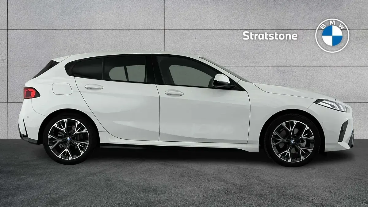 Used BMW 120 M Sport 168 HP (123 kW) 2025 White Hatchback