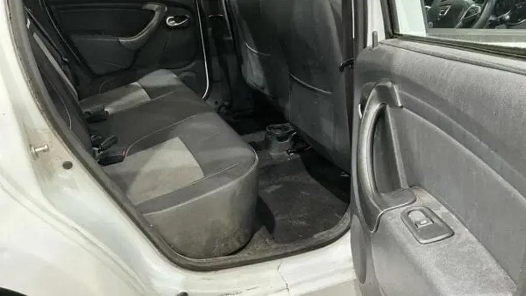 Used Dacia Duster 110 HP (80 kW) 2018 White SUV