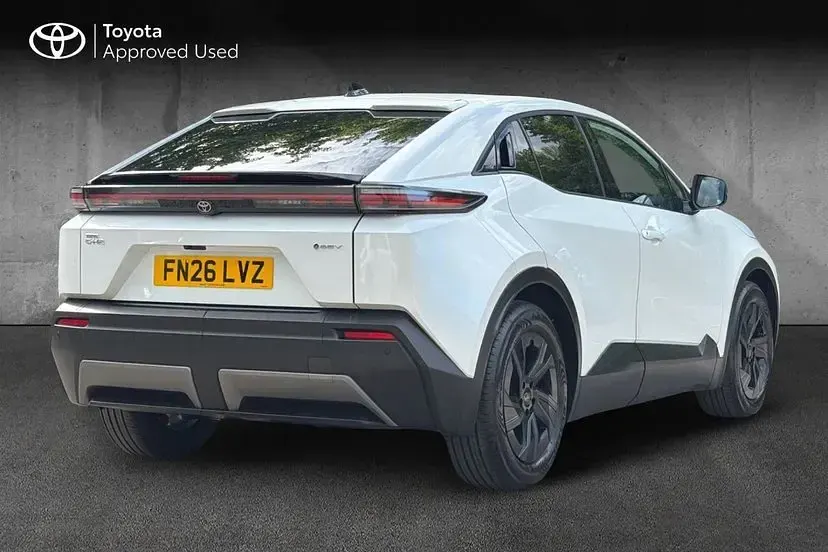 New Toyota C-HR+ Design 164 kW (224 HP) 2026 White SUV