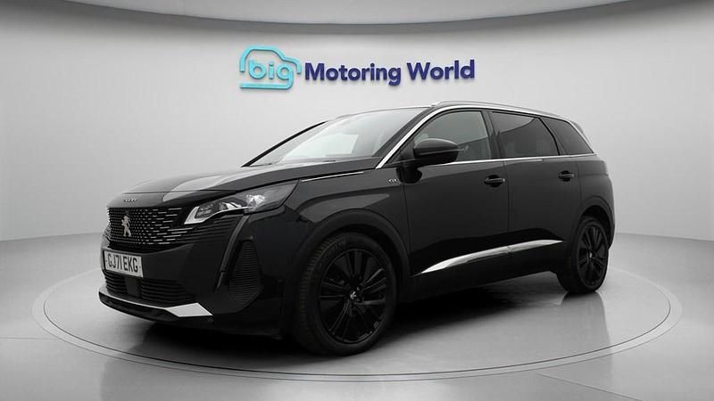 Used Peugeot 5008 Premium 130 HP (95 kW) 2021 Black SUV