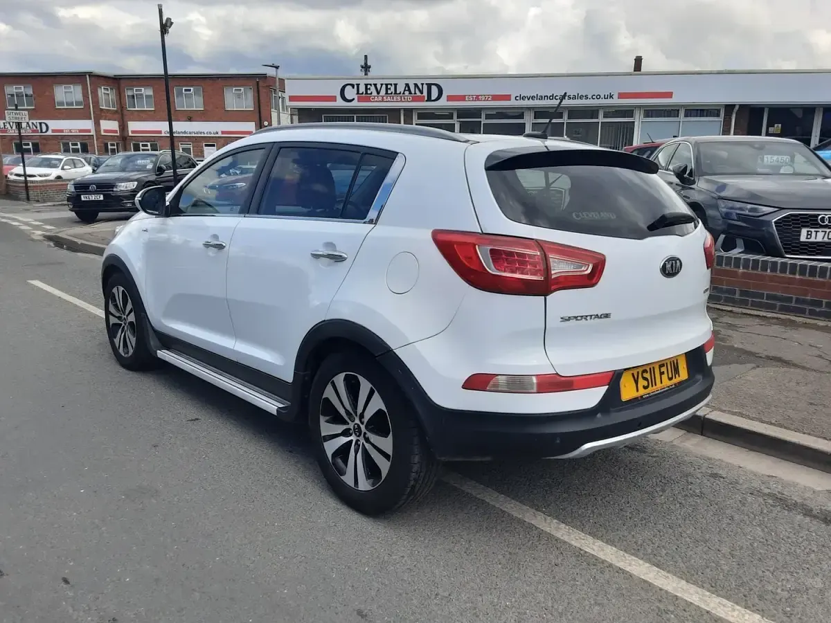 Used Kia Sportage 134 HP (98 kW) 2011 White SUV
