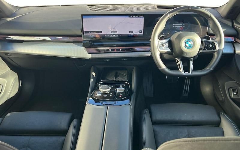 Used BMW 530e M Sport 299 HP (219 kW) 2025 Grey Estate