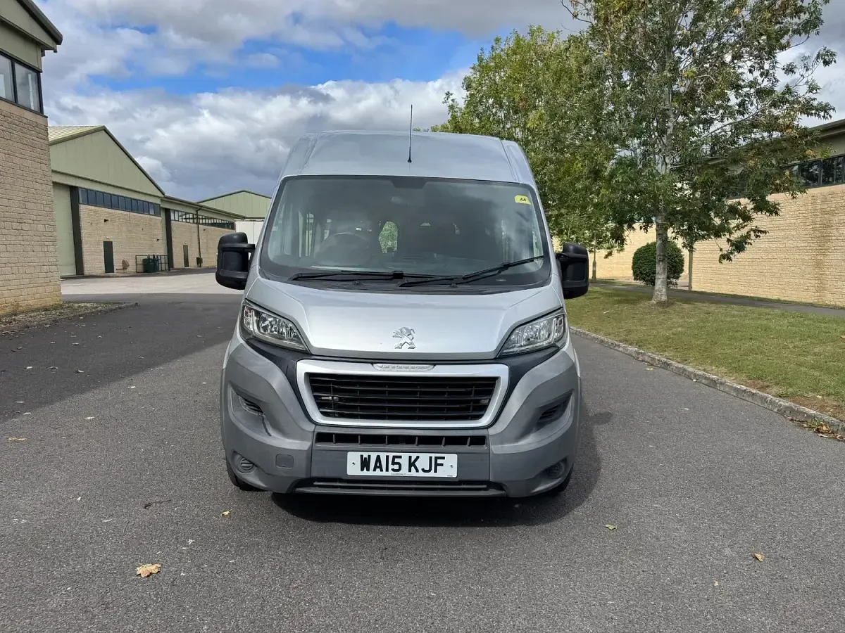 Used Peugeot Boxer 130 HP (95 kW) 2015 Silver Van