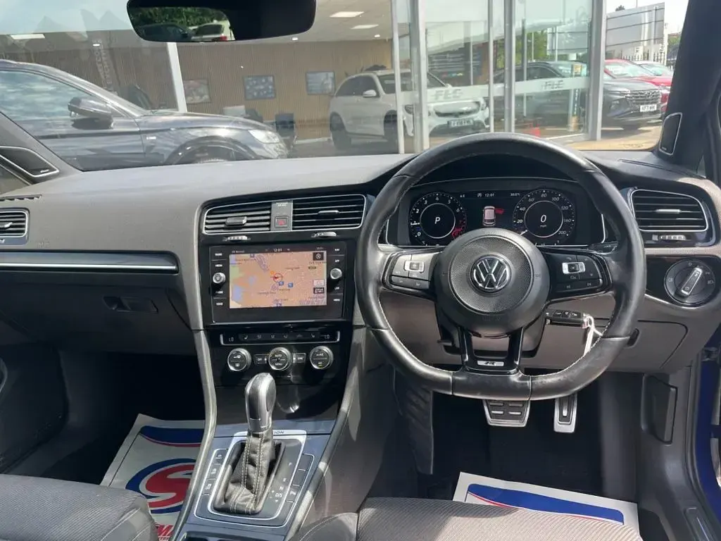 Used VW Golf VII R 310 HP (228 kW) 2018 Blue Hatchback