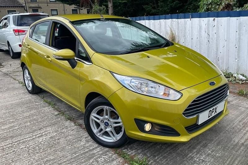 Yellow Used 2013 Ford Fiesta Zetec Hatchback | £2,000 (Super price) - Image 1/1