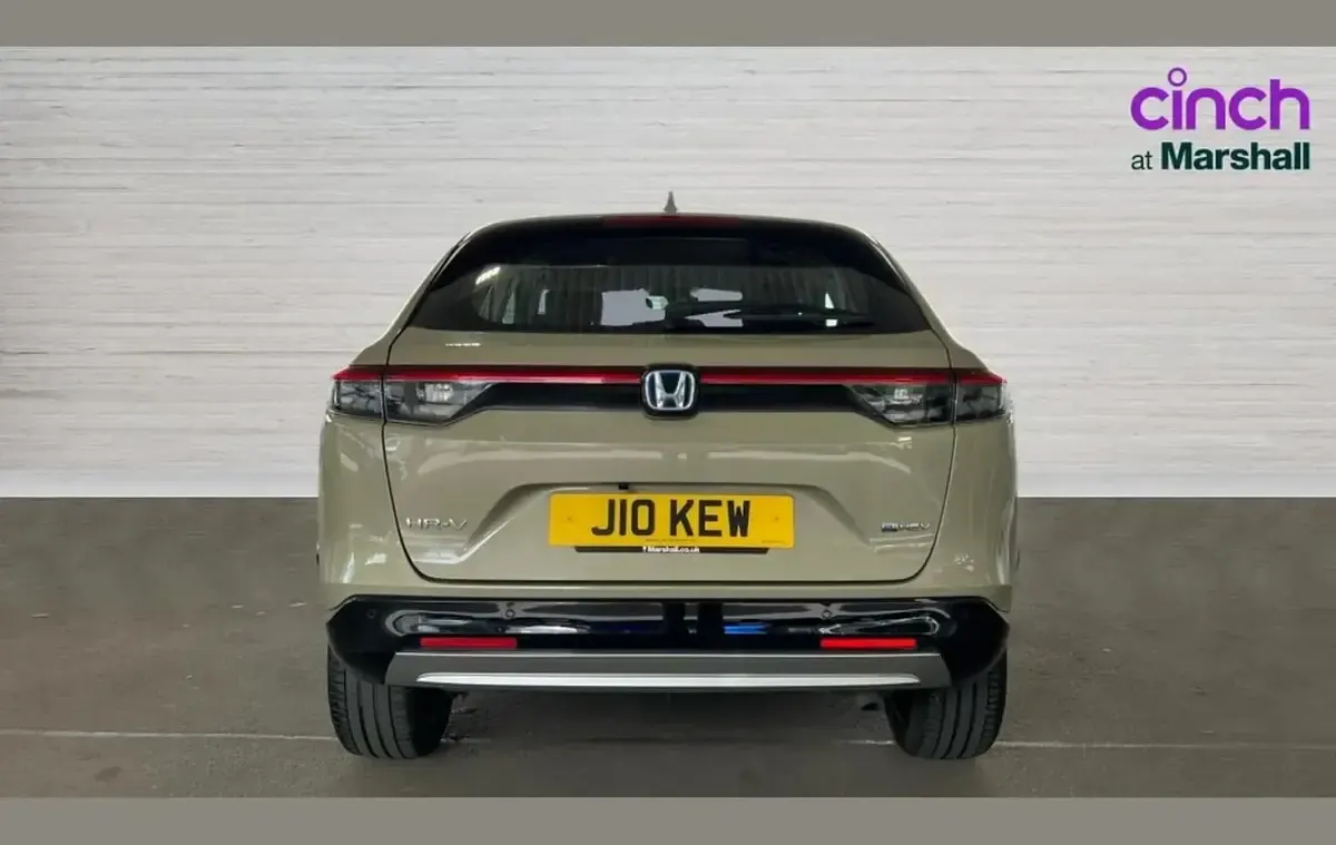 Used Honda HR-V Advance 128 HP (94 kW) 2022 Beige SUV