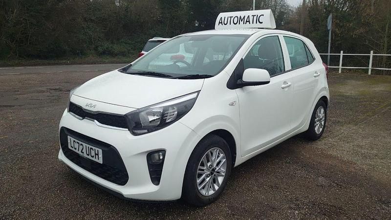 Used Kia Picanto 67 HP (49 kW) 2022 White Hatchback