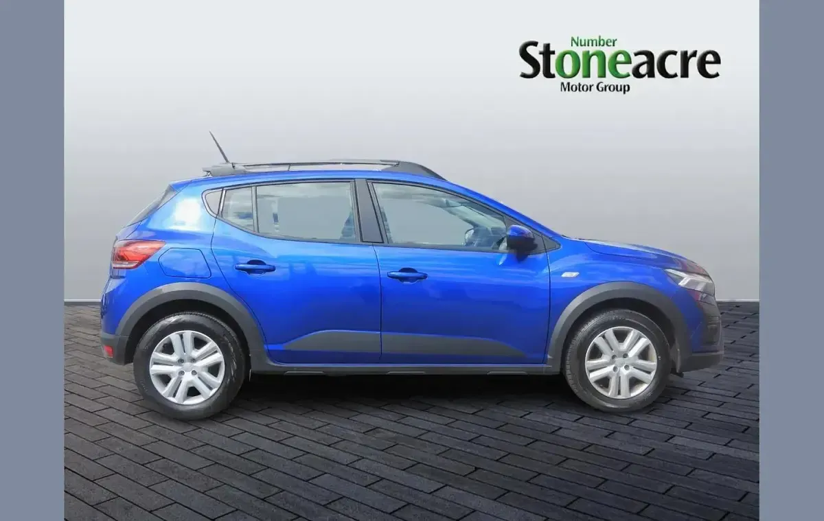 Used Dacia Sandero Expression 99 HP (72 kW) 2023 Blue Hatchback