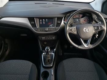 Used Vauxhall Crossland Design Edition 2022 White SUV
