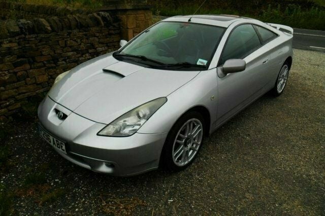Used Toyota Celica 140 HP (102 kW) 2001 Hatchback