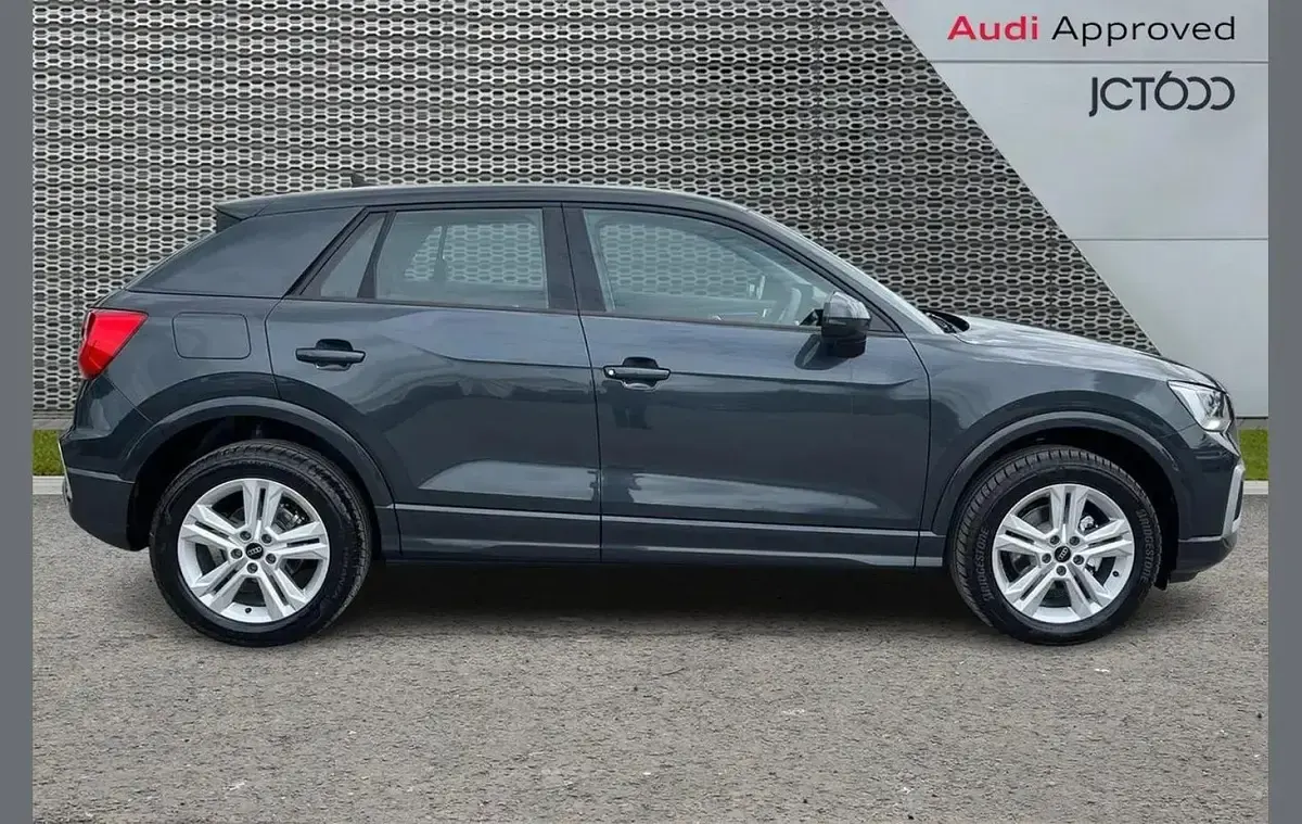 Used Audi Q2 Sport 147 HP (108 kW) 2026 Grey SUV