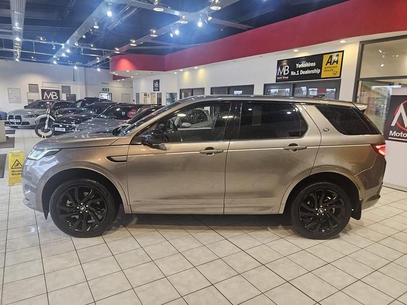 Used Land Rover Discovery Sport SE Dynamic 180 HP (132 kW) 2020 Silver SUV