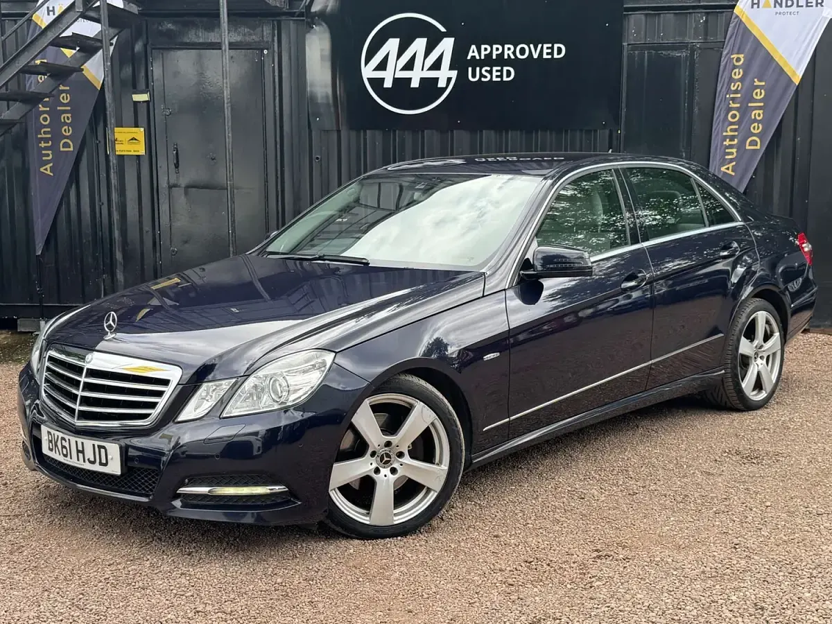 Used Mercedes E250 Avantgarde 201 HP (147 kW) 2011 Blue Sedan