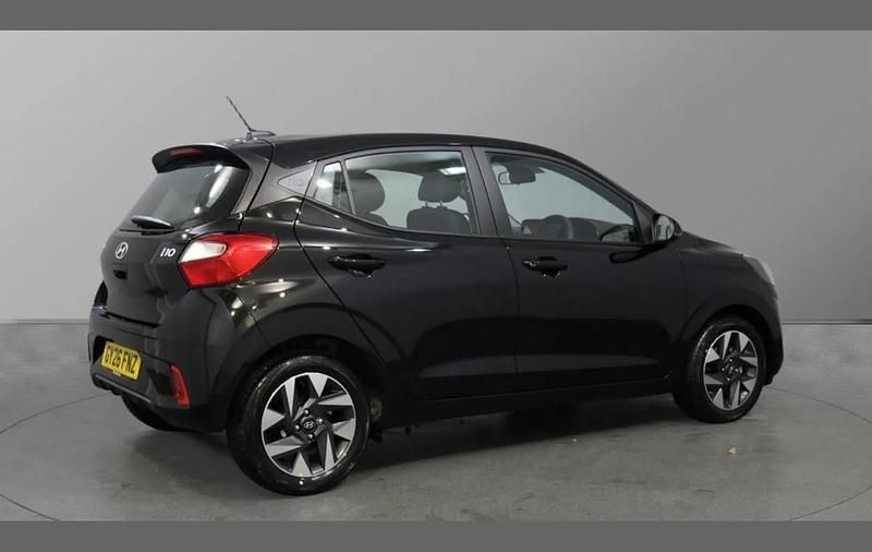 Neu Hyundai i10 Advanced 63 PS (46 kW) 2026 Schwarz Kleinwagen