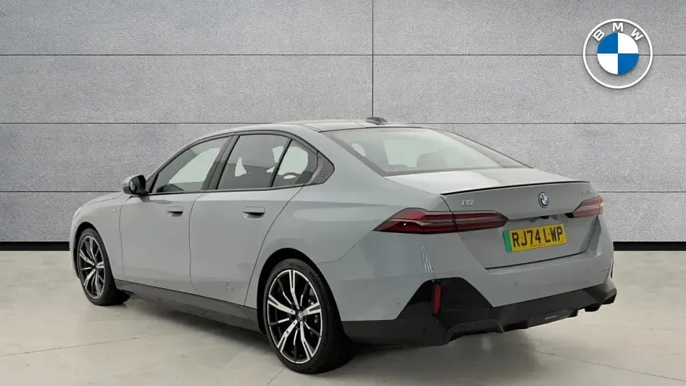 Used BMW i5 M Sport 246 kW (335 HP) 2024 Grey