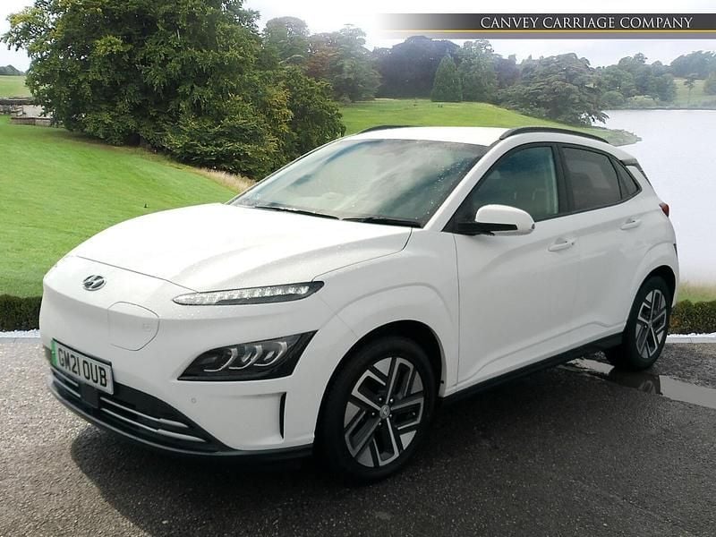 White Used 2021 Hyundai Kona Premium SUV | £12,200 (Good price) - Image 1/4