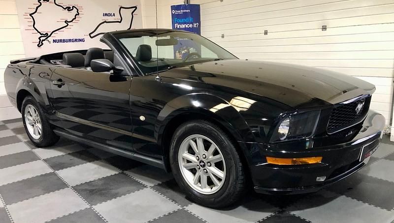 Black Used 2015 Ford Mustang Convertible Cabriolet | £13,985 - Image 1/4