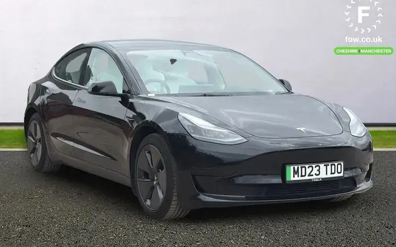Used Tesla Model 3 Standard Range 180 kW (245 HP) 2023 Sedan