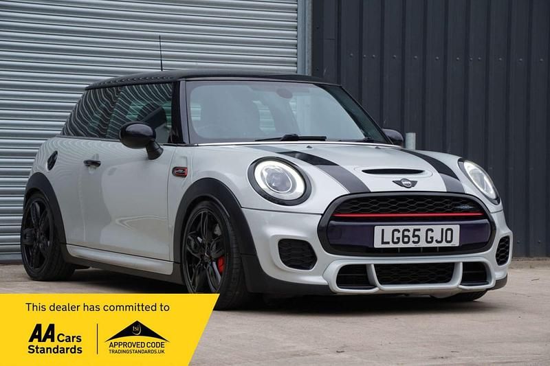 Used Mini John Cooper Works Hatch 228 HP (167 kW) 2015 Silver Hatchback