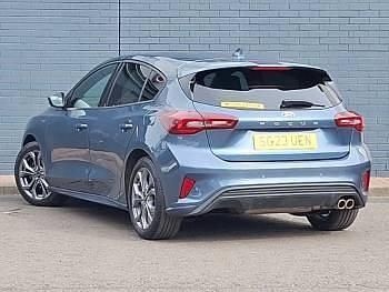 Usado Ford Focus ST-Line 125 CV (91 kW) 2023 Azul Utilitario