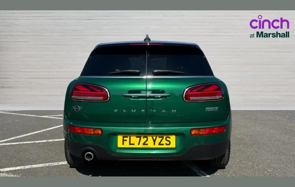 Used Mini Cooper Clubman Exclusive 134 HP (98 kW) 2022 Green Estate