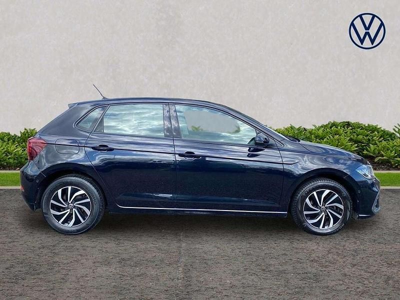 Usado VW Polo Life 95 HP (69 kW) 2022 Preto Citadino