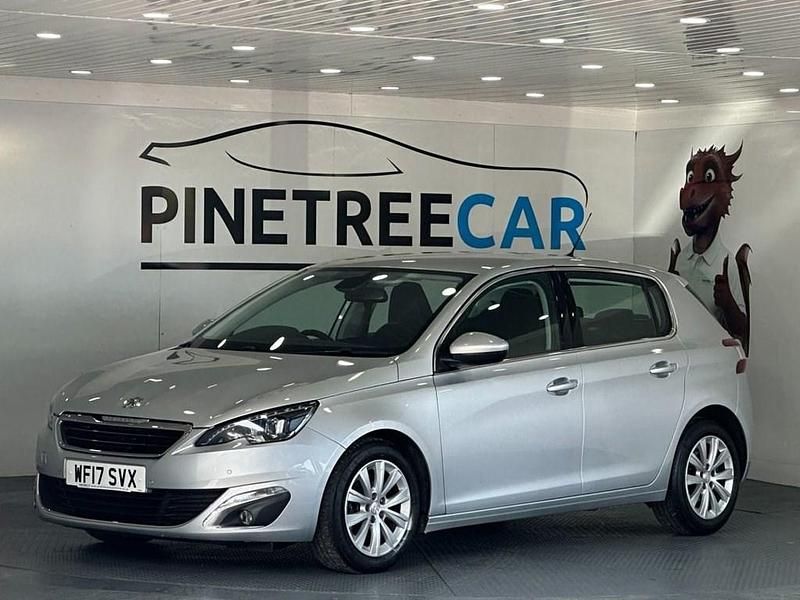 Used Peugeot 308 Allure 120 HP (88 kW) 2017 Silver Hatchback
