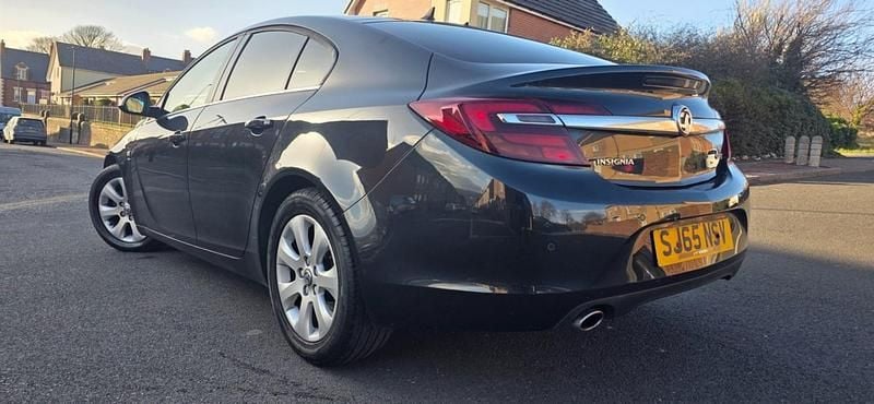 Used Vauxhall Insignia SRi 2015 Black Hatchback